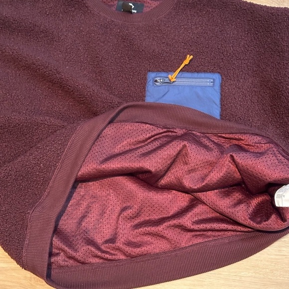 Women’s size large Converse sweatshirt - Picture 5 of 7